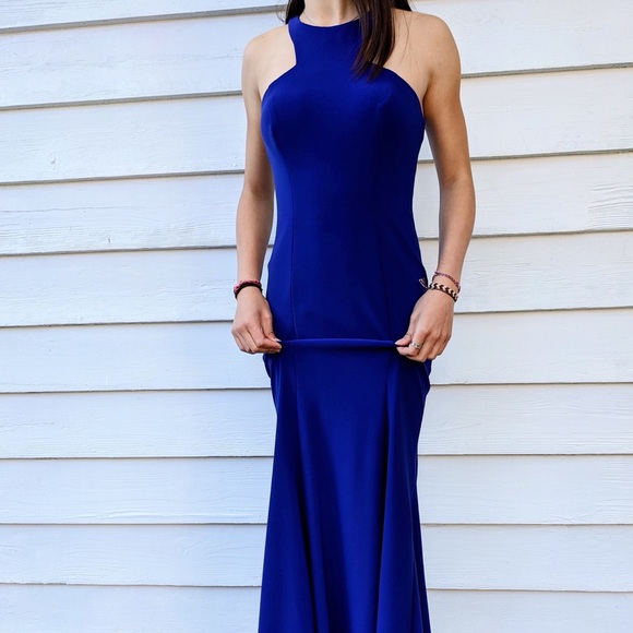 XSCAPE Gown - Picture 1 of 4